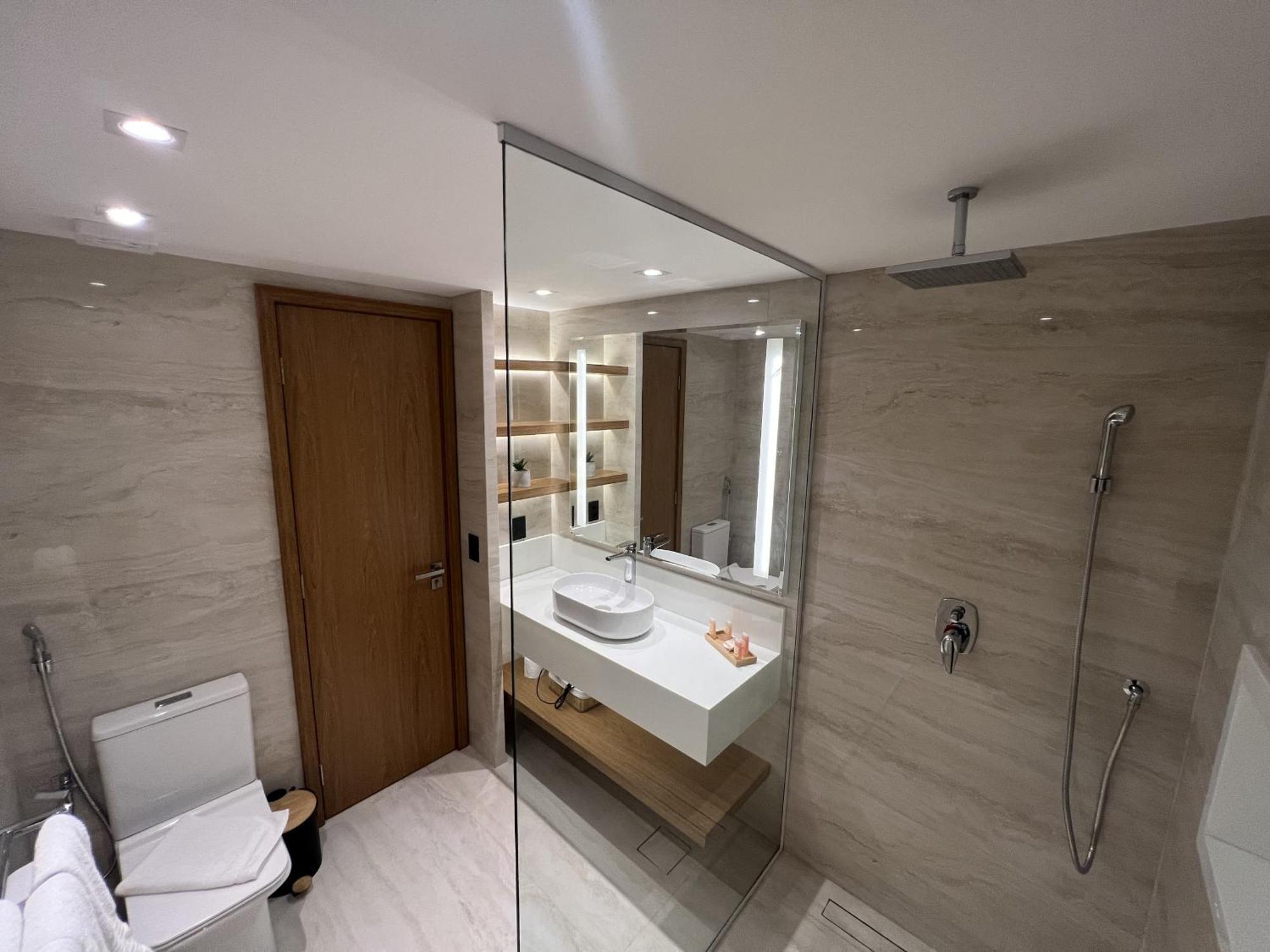 Apartment Particular Deluxe Iate Plaza *
